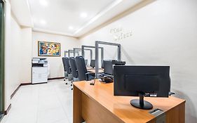 Holiday Inn Convention Center By Ihg